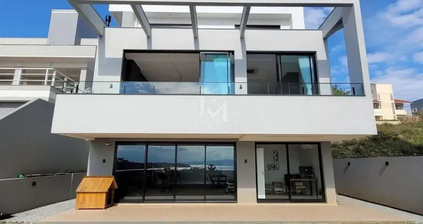 Casa mobiliada com 3 suítes e vista para o mar em Florianópolis