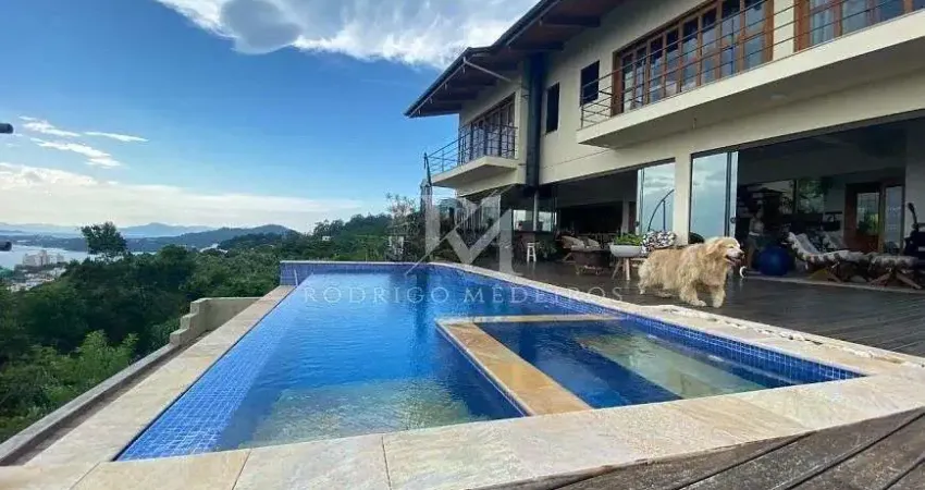 Casa com 3 quartos à venda na Rua Waldemar Figueiró, João Paulo, Florianópolis