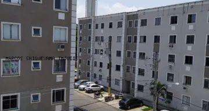 Apartamento para Venda em Lauro de Freitas, Caixa D`agua, 2 dormitórios, 1 banheiro, 1 vaga