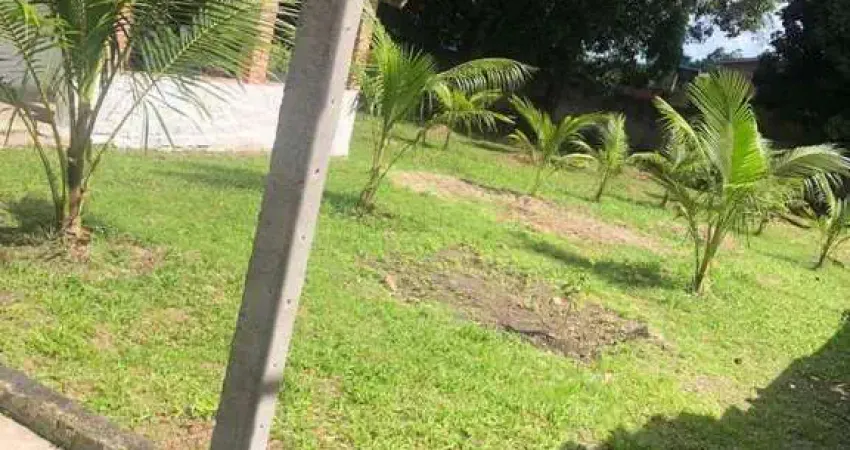 Galpão para Venda em Dias D`Ávila, Centro, 2 dormitórios, 2 banheiros, 3 vagas