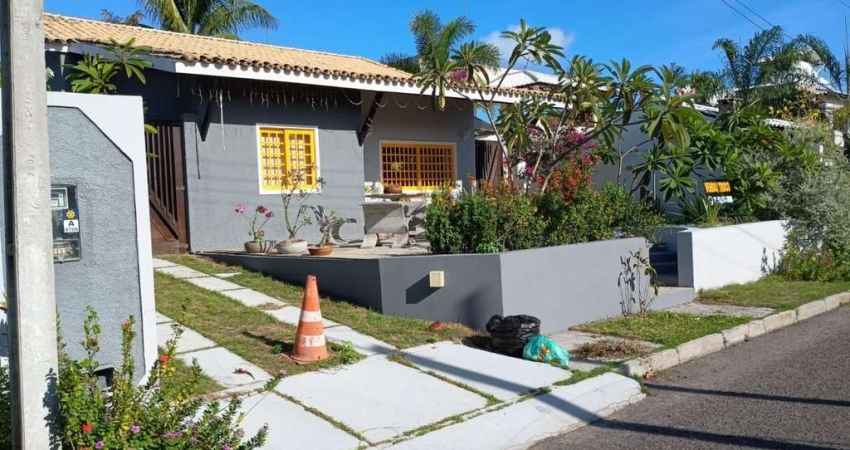 Casa em Condomínio para Venda em Camaçari, Barra do Jacuípe, 3 dormitórios, 1 suíte, 3 banheiros, 3 vagas