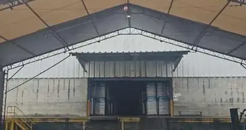 Galpão para Locação em Camaçari, Novo Horizonte, 2 banheiros, 20 vagas