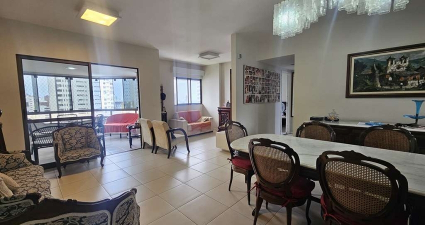 Apartamento para Venda em Salvador, Graça, 2 dormitórios, 2 banheiros, 2 vagas