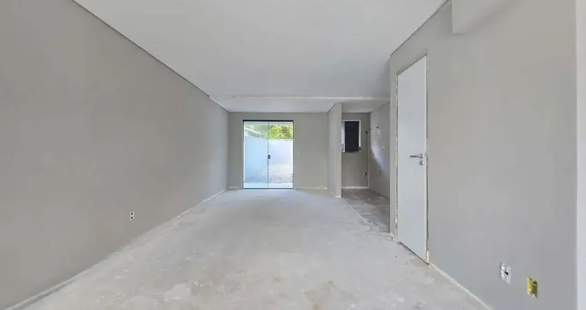 Sobrado Geminado à venda, 3 quartos, 1 suíte, 2 demi-suítes, 1 vaga, Itaum/Floresta - Joinville/SC