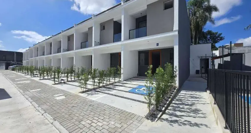 Sobrado Geminado à venda, 3 quartos, 3 suítes, 2 vagas, Itaum/Floresta - Joinville/SC