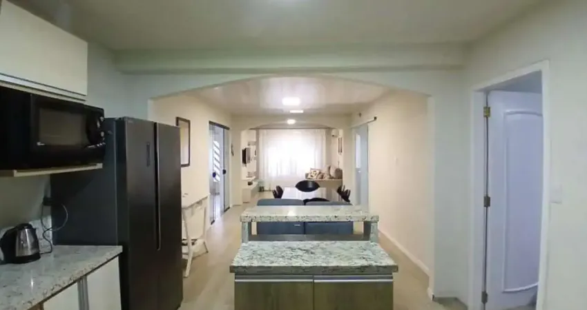 Casa mobiliada para alugar com 3 quartos localizado no bairro itaum em rua sem saída por r$4.000,00 + taxas