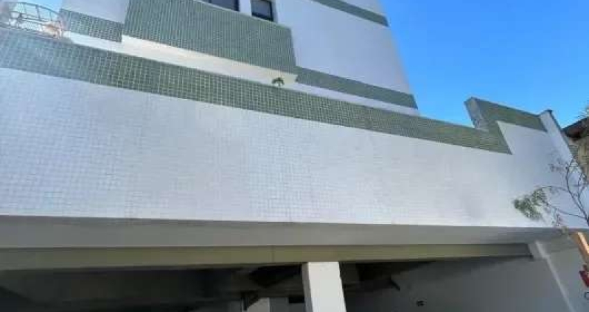 Apartamento - 03 qt. - 01 suíte - 02 vg. - R$ 589K