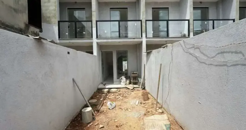 Casa a venda Bairro São João Batista - 2 quartos com varanda - 2 vaga
