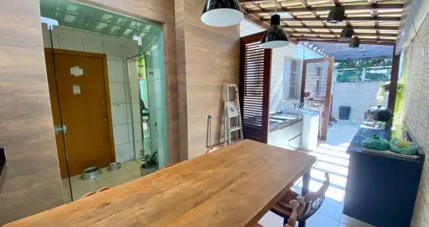 Áŕea Privativa - 178m² - 03 qts. - 01 suíte - 02 vgs. -$ 695K