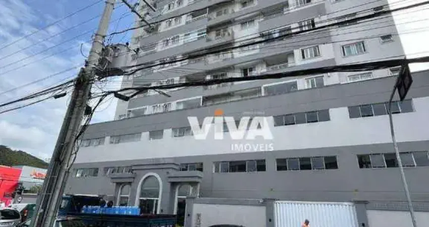 Apartamento com 2 dormitórios sendo 1 suíte à venda, 67 m² por R$ 679.000 - Centro - Itajaí/SC