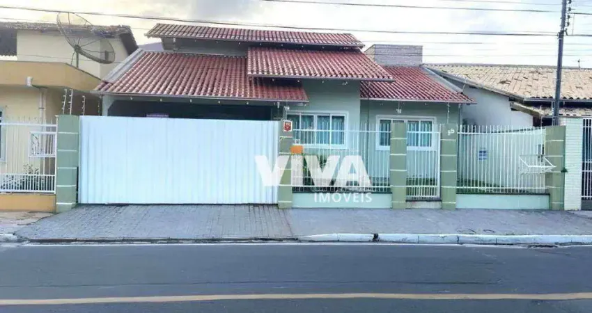 Casa com 2 dormitórios à venda, 200 m² por R$ 720.000,00 - Cordeiros - Itajaí/SC