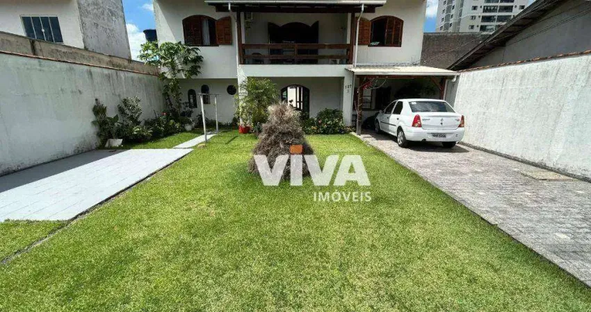 Casa com 4 dormitórios à venda, 180 m² por R$ 1.180.000,00 - Dom Bosco - Itajaí/SC