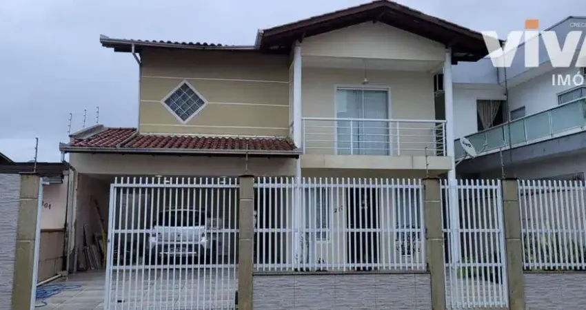 Casa com 4 dormitórios à venda, 231 m² por R$ 1.500.000,00 - Cordeiros - Itajaí/SC