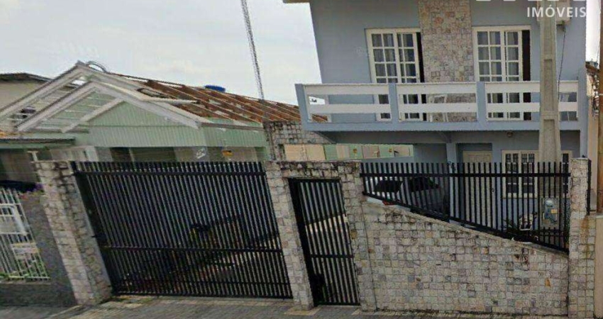 Casa com 2 dormitórios à venda, 200 m² por R$ 1.277.000,00 - São João - Itajaí/SC