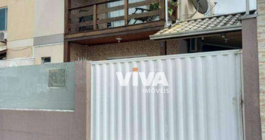 Casa com 2 dormitórios à venda, 69 m² - Espinheiros - Itajaí/SC