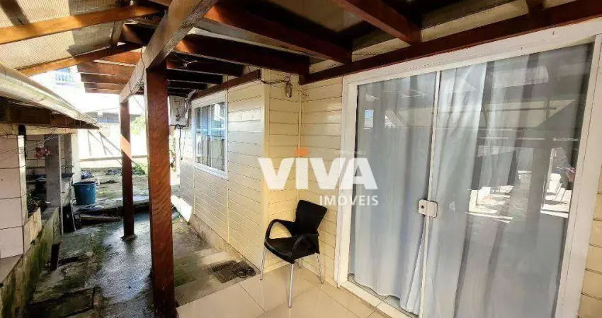 Casa com 3 dormitórios à venda, 84 m² por R$ 800.000,00 - Machados - Navegantes/SC