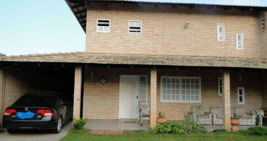 Casa com 3 dormitórios à venda, 150 m² por R$ 1.560.000,00 - Praia de Armação do Itapocorói - Penha/SC