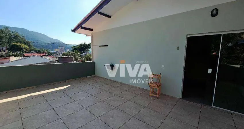 Kitnet com 1 dormitório para alugar, 21 m² por R$ 1.900,00/mês - Fazenda - Itajaí/SC