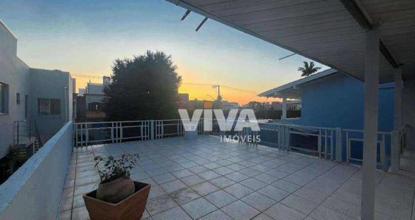 Casa com 4 dormitórios para alugar, 120 m² por R$ 5.450,00/mês - Centro - Itajaí/SC