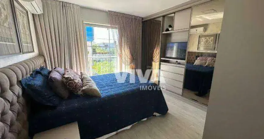 Sobrado com 2 dormitórios à venda, 80 m² por R$ 690.000,00 - São João - Itajaí/SC