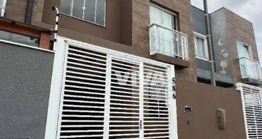 Sobrado com 3 dormitórios à venda, 117 m² por R$ 900.000 - Nova Esperança - Balneário Camboriú/SC
