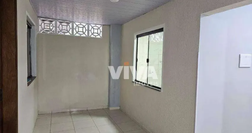 Kitnet com 2 dormitórios para alugar, 35 m² por R$ 1.660,00/mês - Santa Regina - Itajaí/SC