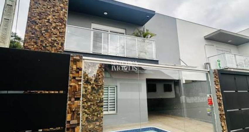 Sobrado 2 dormitórios no Bairro São José em Canoas com piscina!