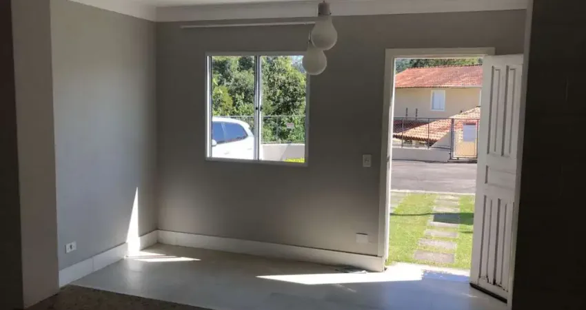 Casa em condomínio para locação em cotia, jardim pioneira, 2 dormitórios, 2 banheiros, 2 vagas