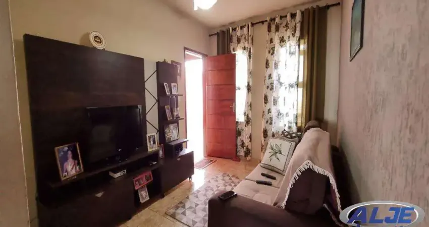 Casa com 3 quartos à venda na Rua Waldemar Pereira, Palmital, Marília