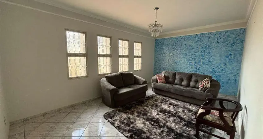 Casa com 3 quartos à venda na Rua Pedro Martins, Jardim Parati, Marília