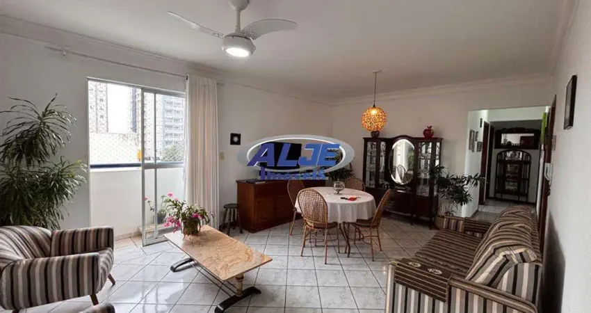 Apartamento com 3 quartos à venda na Avenida Pedro de Toledo, Palmital, Marília