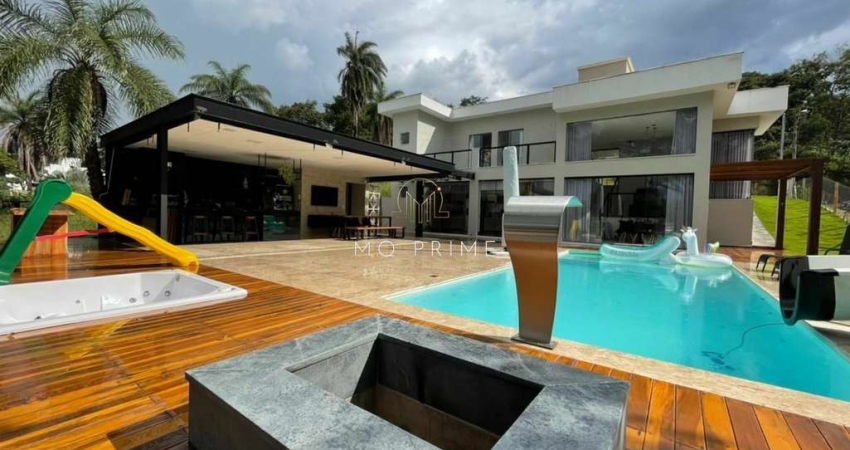 Solar das Palmeiras - Casa de 4 quartos no Condominio Solar das Palmeiras