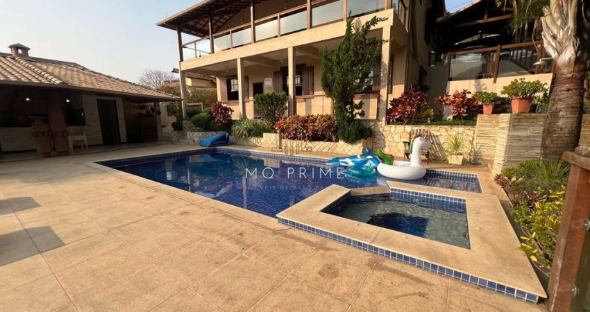 Condominio CLUBE DOS 200 - Casa linda de 4 quartos no Condomínio Clube dos 200 /Esmeraldas MG