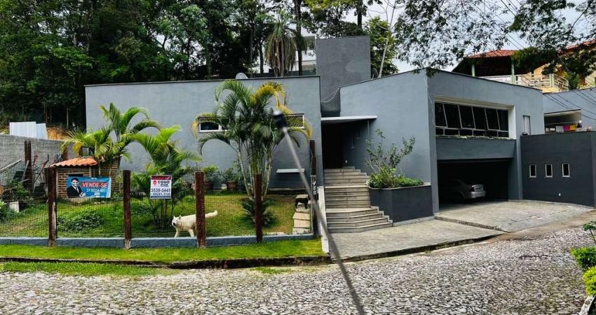 Condominio CLUBE DOS 200 - Casa de 4 quartos no condominio Clube dos 200
