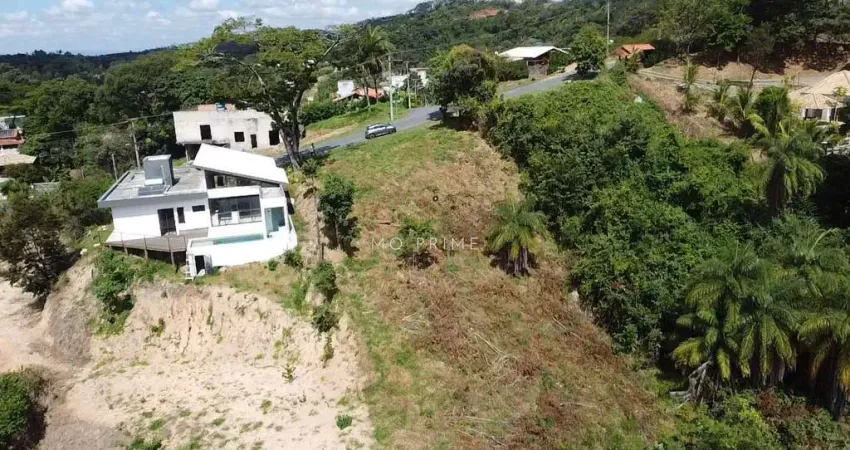 Terreno Fundo para um lago no  Condomínio Solar das Palmeiras