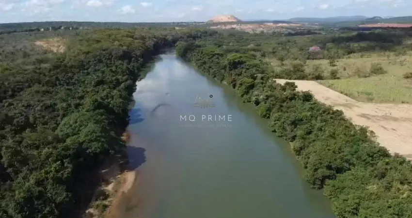 Fazenda / Sítio / Chácara à venda, 840000000m² - Zona Rural
