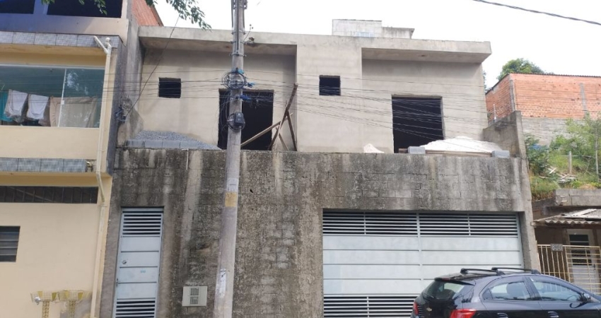 Otima casa em faze de acabamento em Santana de Parnaiba
