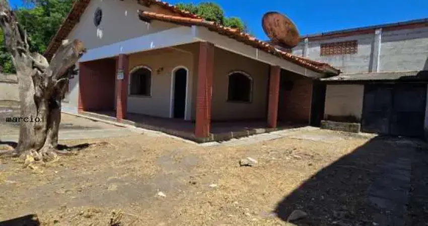 Casa para Venda em Araruama, Clube dos Engenheiros, 3 dormitórios, 1 suíte, 3 banheiros, 1 vaga