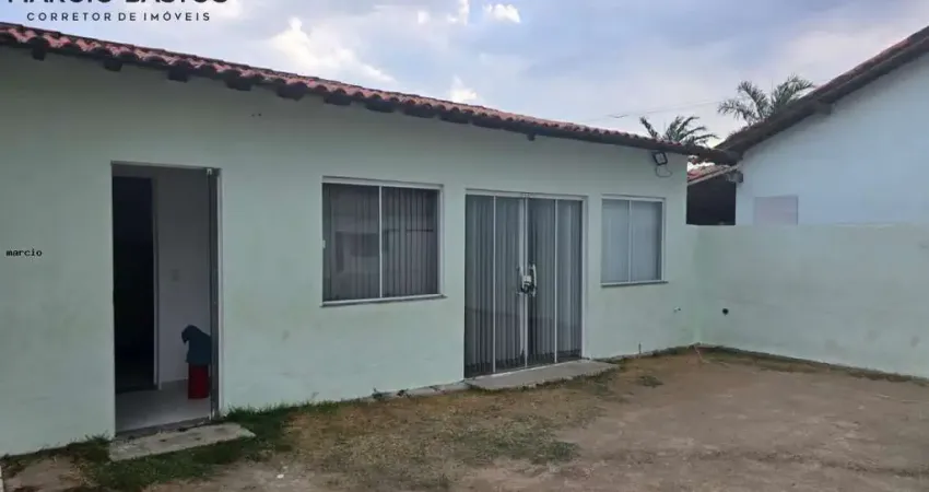 Casa para Venda em Araruama, Clube dos Engenheiros, 2 dormitórios, 2 banheiros, 1 vaga