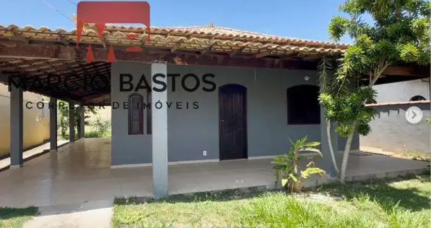 Casa para Venda em Araruama, Praia Seca, 2 dormitórios, 1 suíte, 2 banheiros, 1 vaga