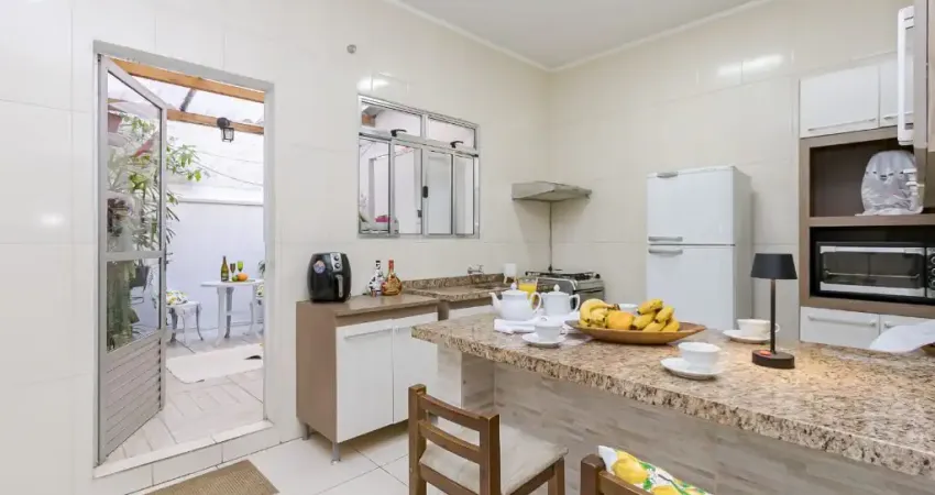Vende-se apartamento 3 quartos com JARDIM DE INVERNO no CENTRO de Curitiba! 83m2 úteis