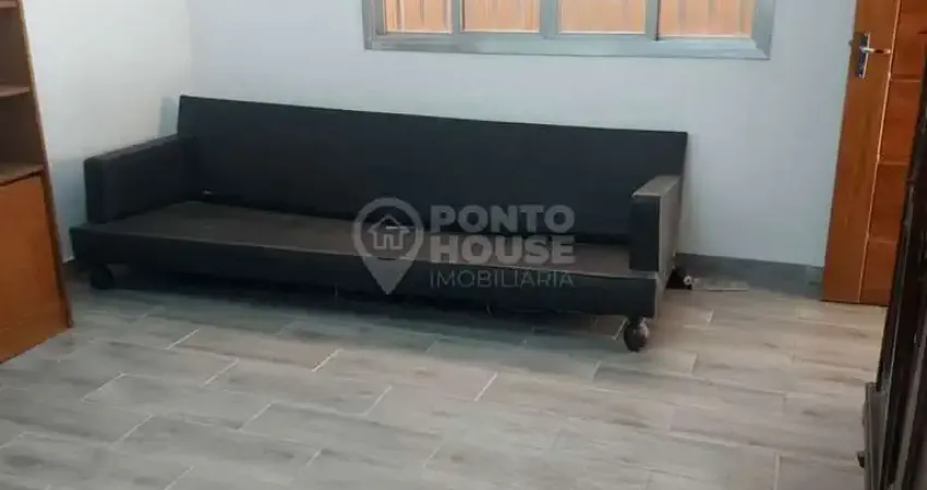 Casa térrea à venda no Bairro Saúde de 2 dormitórios, edícula e 1 vaga