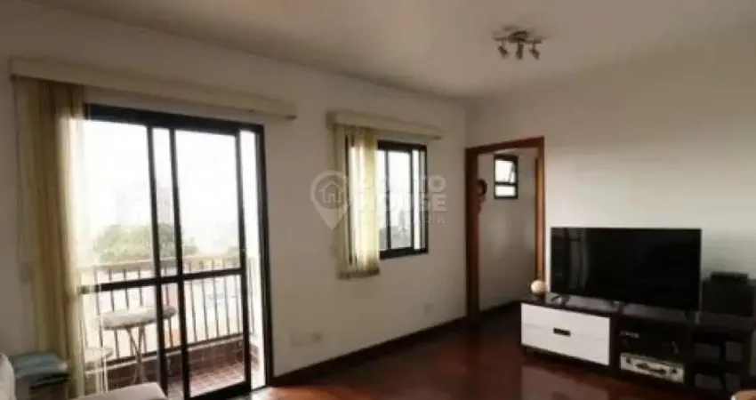 Apartamento à venda na Vila Moinho Velho com 3 quartos e 1 suíte.