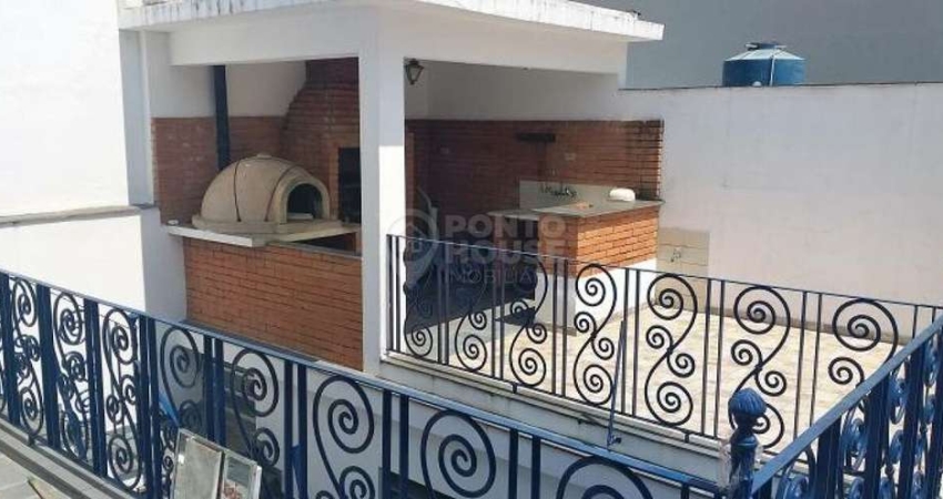 Casa á Venda no bairro Saúde com 3 quartos sendo 1 suíte
