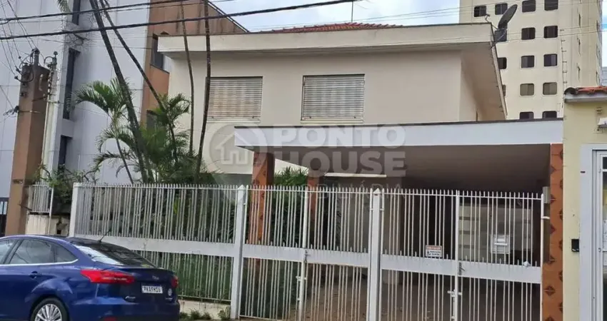 Sobrado à venda no Bairro da Saúde com 3 dormitórios, 3 banheiros e 2 vagas
