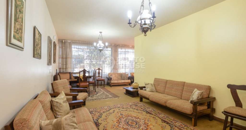 Casa à Venda no bairro Planalto Paulista, 4 Dormitórios, 4 Vagas, Junto ao BIS