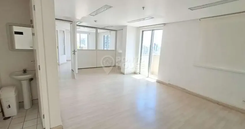 Sala comercial à venda e locação bairro Vila Mariana de 72m², 3 salas e 2 vagas