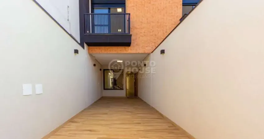 Sobrado na Saúde com pé direito alto 3 suites 2 vagas próximo Shopping Plaza Sul