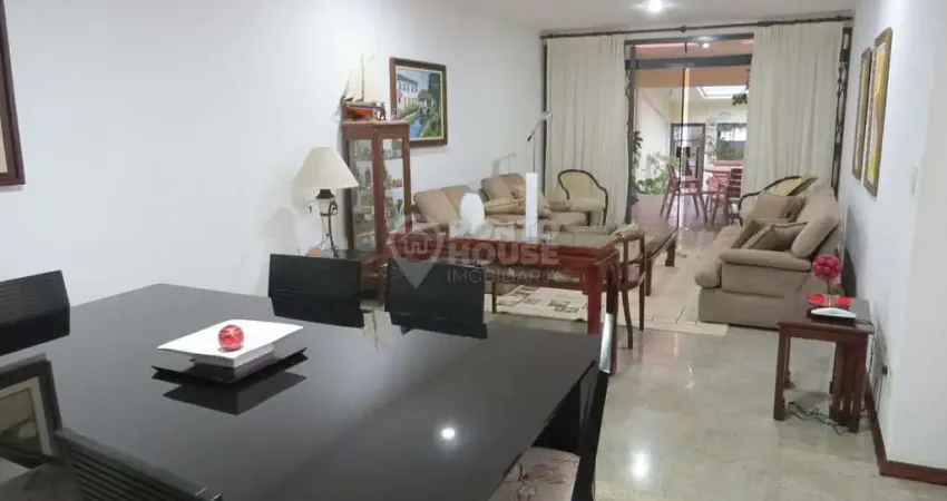 Casa à Venda no bairro Planalto Paulista 3 Dormitórios, 3 Vagas, Vaga, 10 x 40