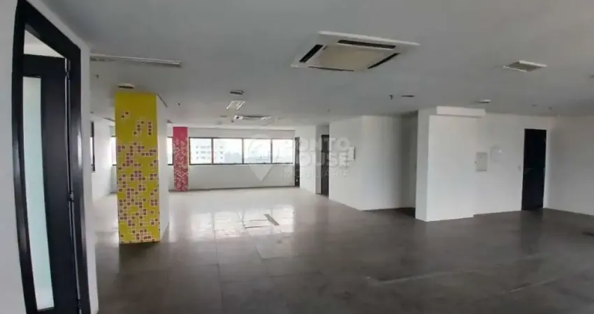 Conjunto comercial com 2 salas para venda e locação com total de 200m² na saúde